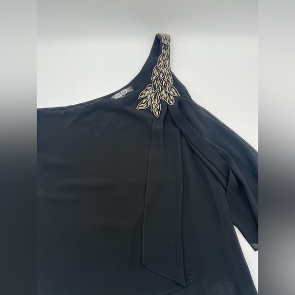 Guess Black one shoulder asymmetric blouse, cream Gold Beading, flowy, boho Med - Picture 3 of 4